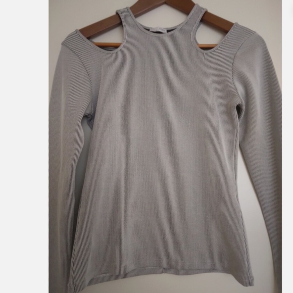 Zara Tops - ZARA COLLECTION Women's Cold Shoulder Top Long Sleeve